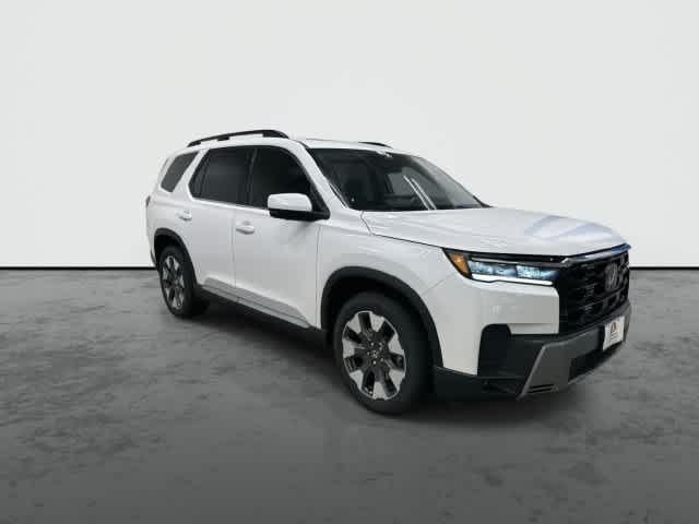 2026 Honda Pilot photo 5 of 33