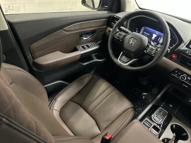 2026 Honda Pilot photo 12 of 33