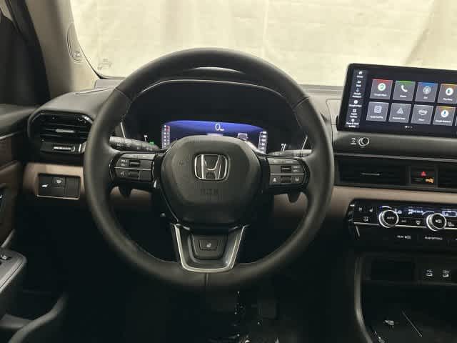 2026 Honda Pilot photo 15 of 33