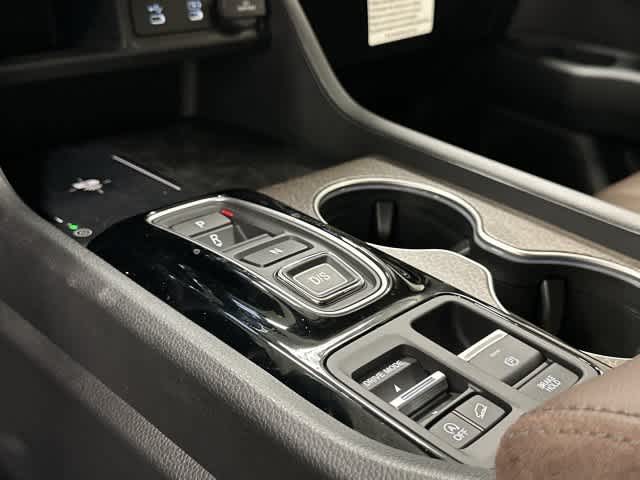 2026 Honda Pilot photo 25 of 33