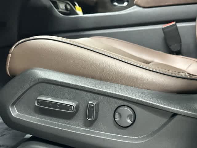 2026 Honda Pilot photo 27 of 33