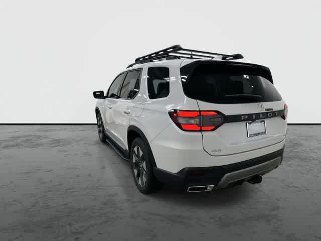 2026 Honda Pilot Elite Platinum White Pearl at Team Honda
