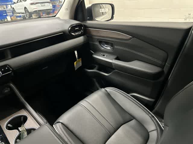 2026 Honda Pilot Elite Platinum White Pearl at Team Honda