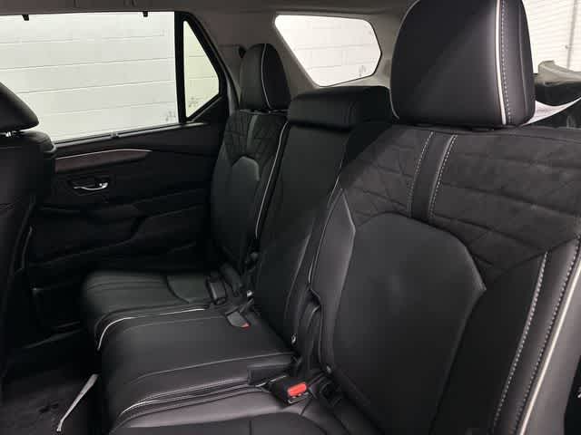 2026 Honda Pilot Elite Platinum White Pearl at Team Honda