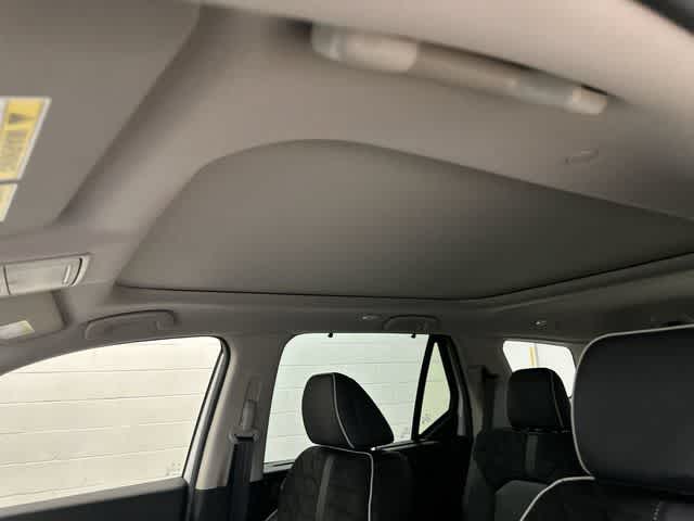 2026 Honda Pilot Elite Platinum White Pearl at Team Honda