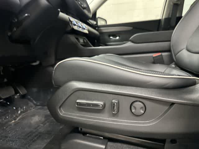 2026 Honda Pilot Elite Platinum White Pearl at Team Honda