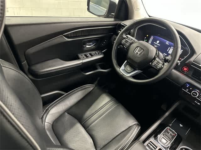 2023 Honda Pilot Elite Sonic Gray Pearl at Sterling McCall Acura