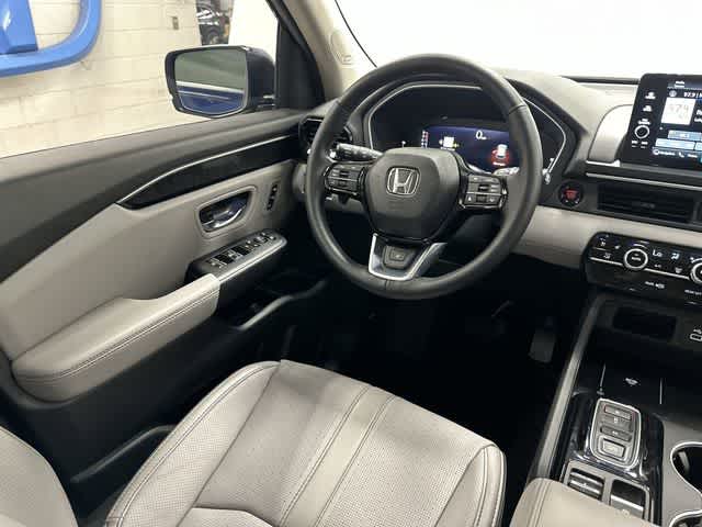 2025 Honda Pilot Elite Obsidian Blue Pearl at Honda of Clear Lake