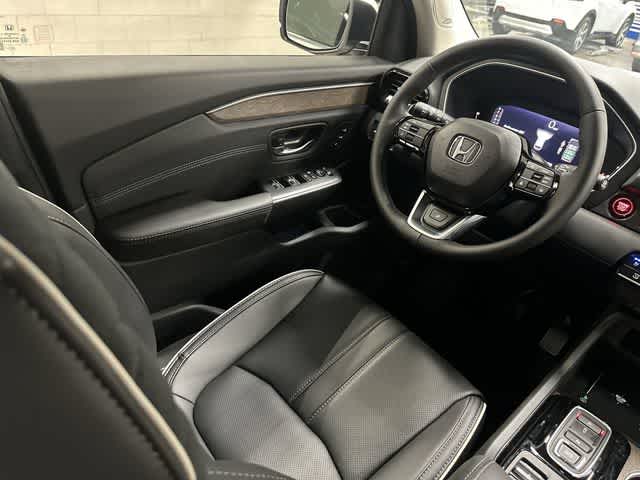 2026 Honda Pilot Elite Platinum White Pearl at Honda of Clear Lake