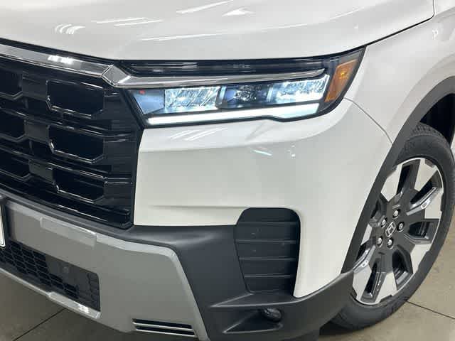 2026 Honda Pilot Elite Platinum White Pearl at Honda of Clear Lake