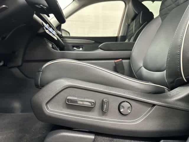 2026 Honda Pilot photo 27 of 33