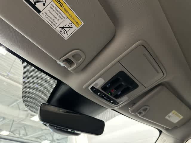 2026 Honda Pilot photo 21 of 33