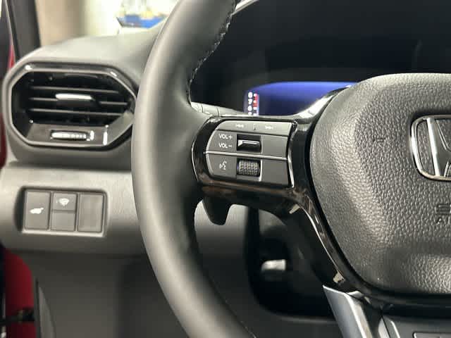 2026 Honda Pilot photo 17 of 33