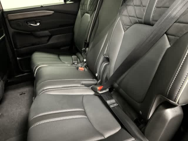 2026 Honda Pilot photo 11 of 33