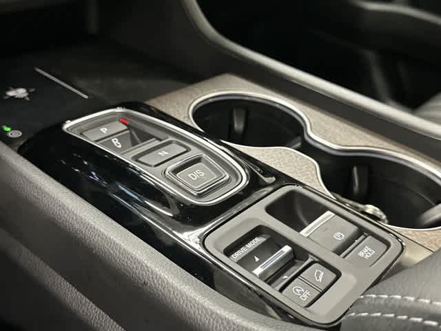 2026 Honda Pilot photo 25 of 33