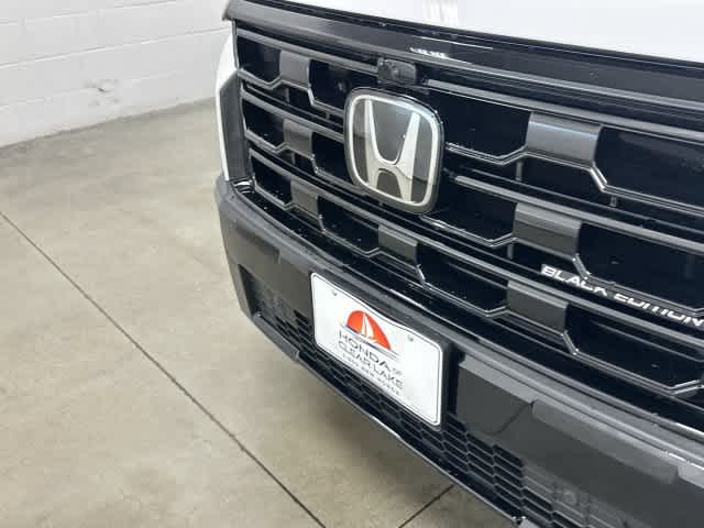 2026 Honda Pilot photo 31 of 33