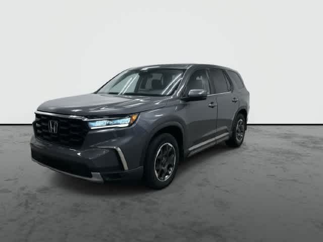 2024 Honda Pilot photo 7 of 32