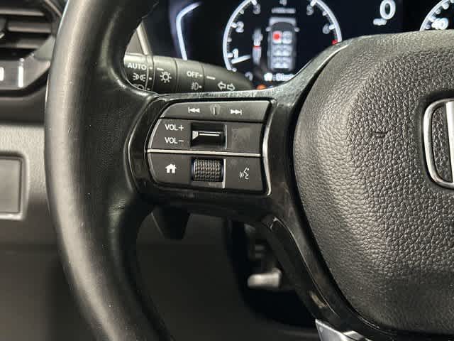 2024 Honda Pilot photo 17 of 32