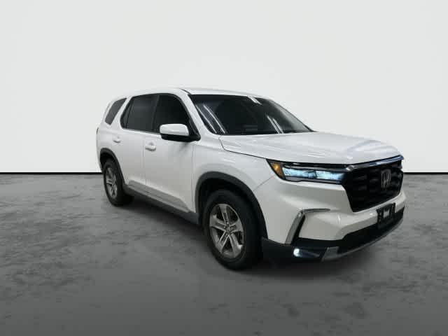 2025 Honda Pilot EX-L Platinum White Pearl at HGreg Houston