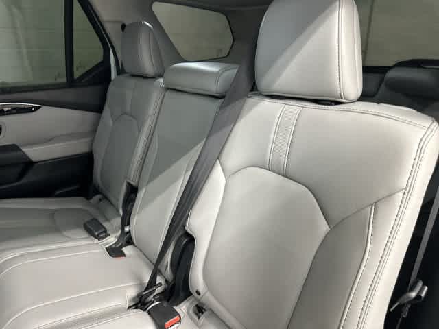 2025 Honda Pilot EX-L Platinum White Pearl at HGreg Houston