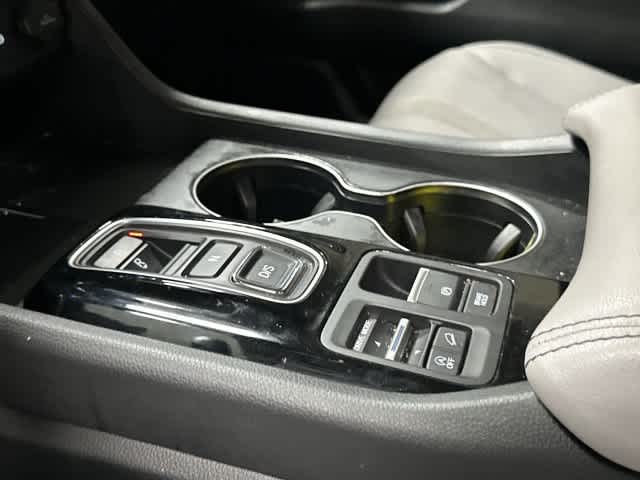 2025 Honda Pilot EX-L Platinum White Pearl at HGreg Houston