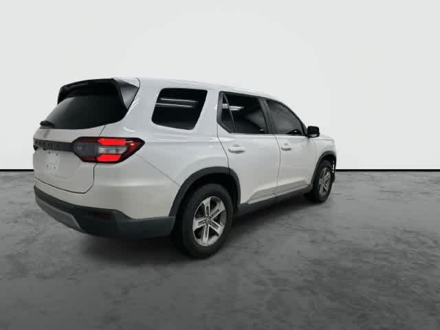 2025 Honda Pilot EX-L Platinum White Pearl at HGreg Houston