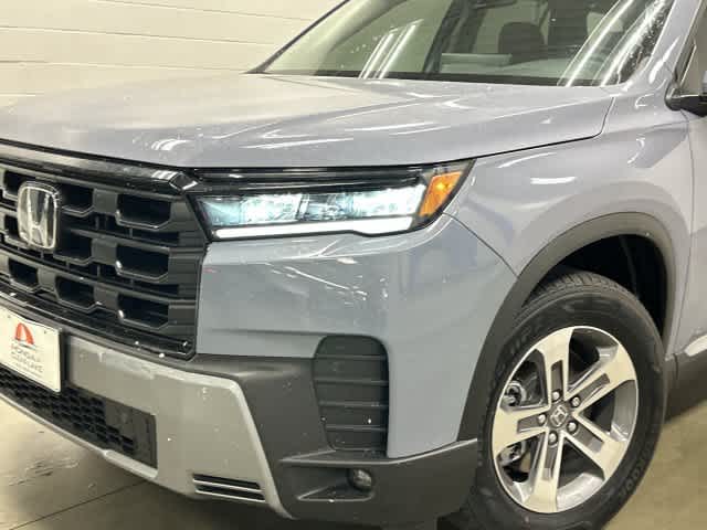2026 Honda Pilot EX-L Sonic Gray Pearl at Davis Chevrolet