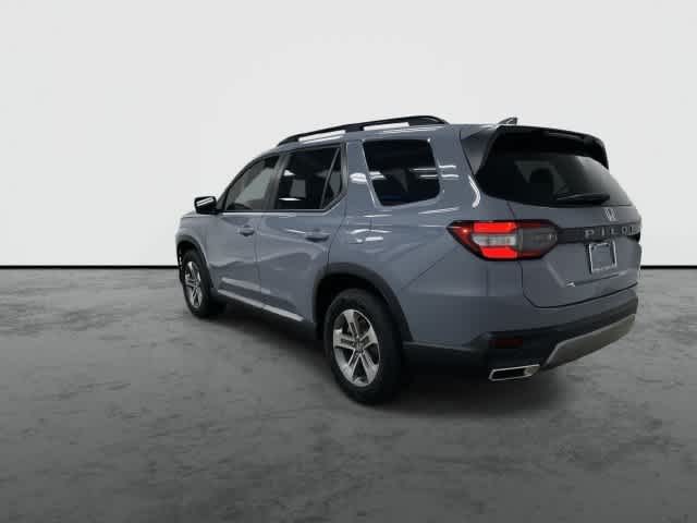 2026 Honda Pilot EX-L Sonic Gray Pearl at Davis Chevrolet