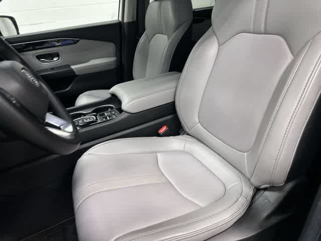 2025 Honda Pilot EX-L Platinum White Pearl at Honda of Clear Lake