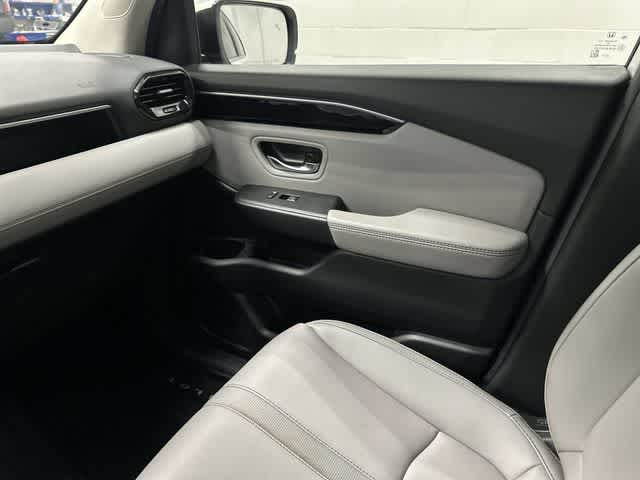 2025 Honda Pilot EX-L Platinum White Pearl at Honda of Clear Lake