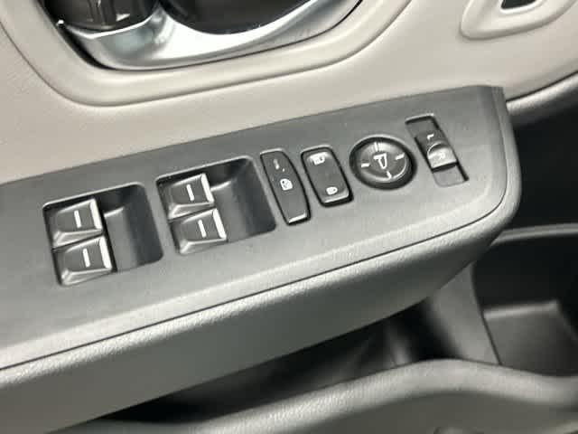 2025 Honda Pilot photo 20 of 32