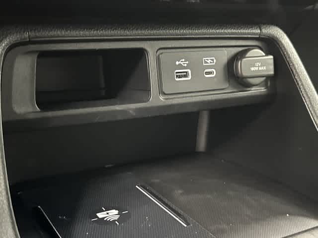 2025 Honda Pilot photo 25 of 32