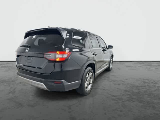 2024 Honda Pilot EX-L 8 Passenger Crystal Black Pearl at Tomball Ford