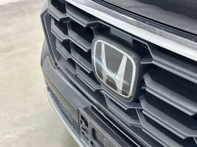 2024 Honda Pilot EX-L 8 Passenger Crystal Black Pearl at Tomball Ford