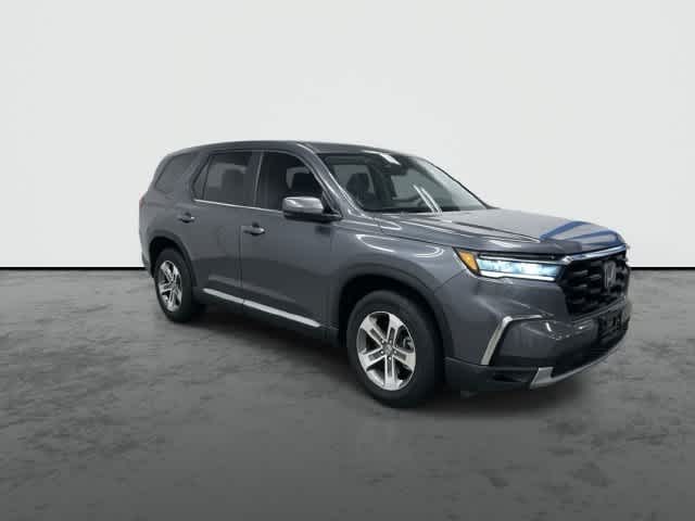 2024 Honda Pilot photo 5 of 32