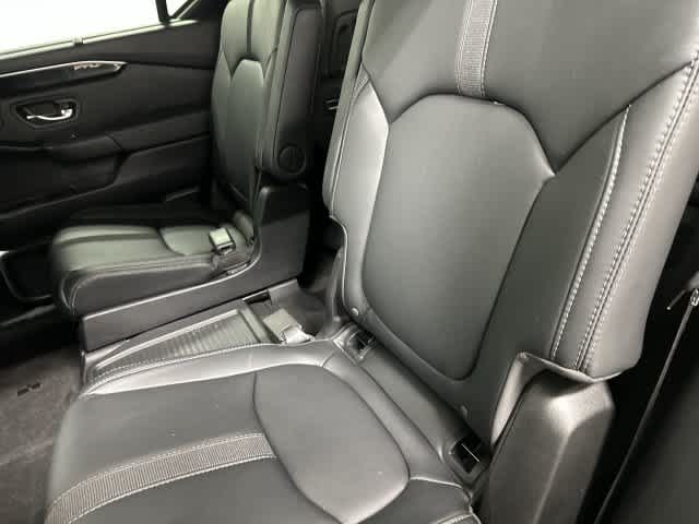2024 Honda Pilot photo 11 of 32