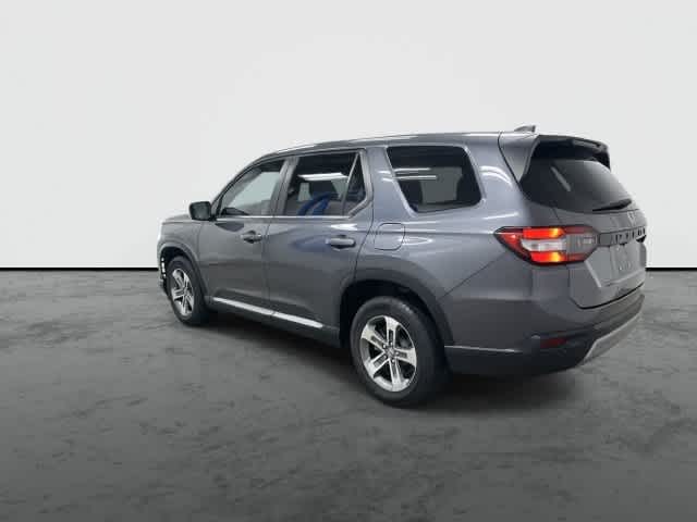 2024 Honda Pilot photo 9 of 32