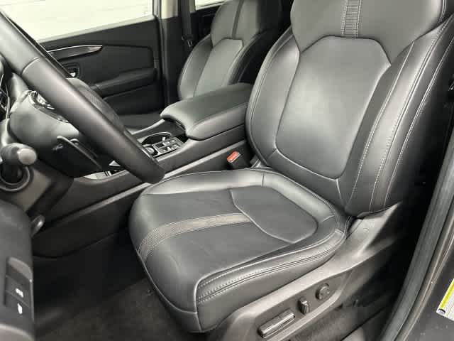 2024 Honda Pilot photo 10 of 32