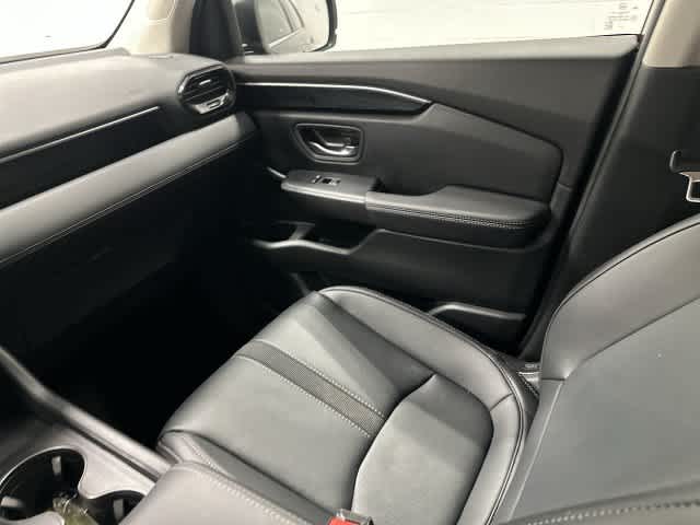 2024 Honda Pilot photo 13 of 32