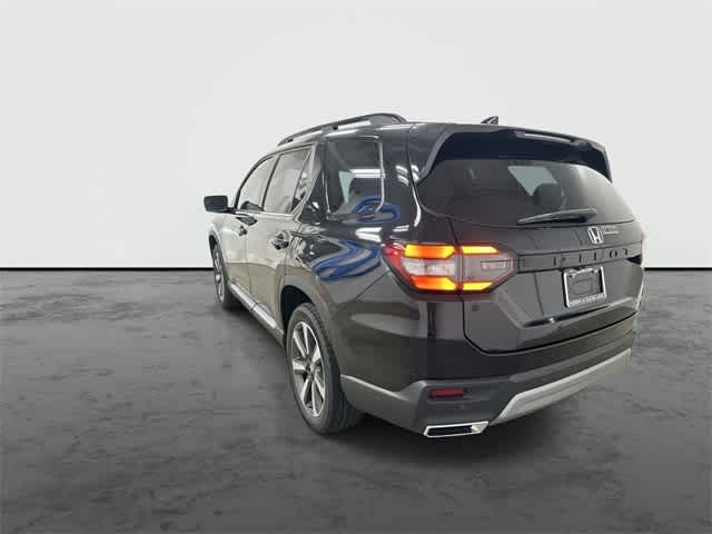 2025 Honda Pilot Touring Crystal Black Pearl at Honda of Clear Lake