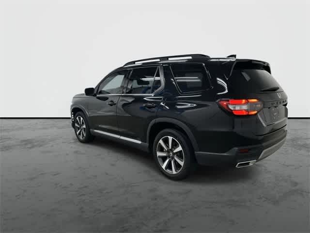 2023 Honda Pilot Touring Crystal Black Pearl at Sterling McCall Acura