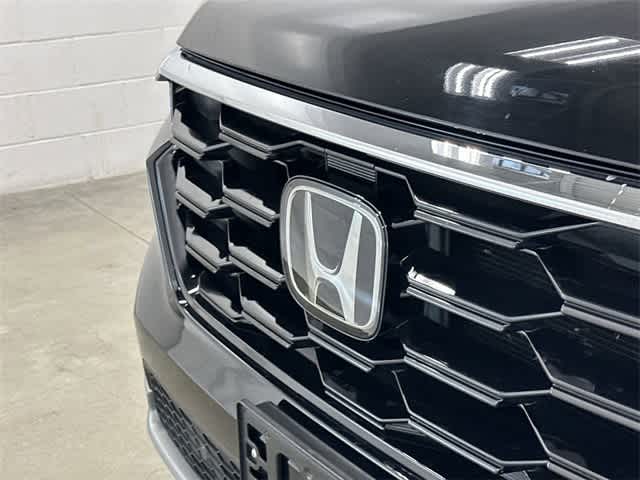 2023 Honda Pilot Touring Crystal Black Pearl at Sterling McCall Acura