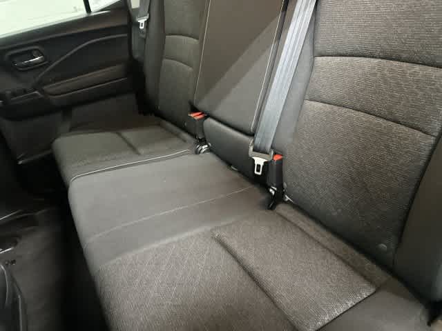 2023 Honda Ridgeline photo 11 of 32