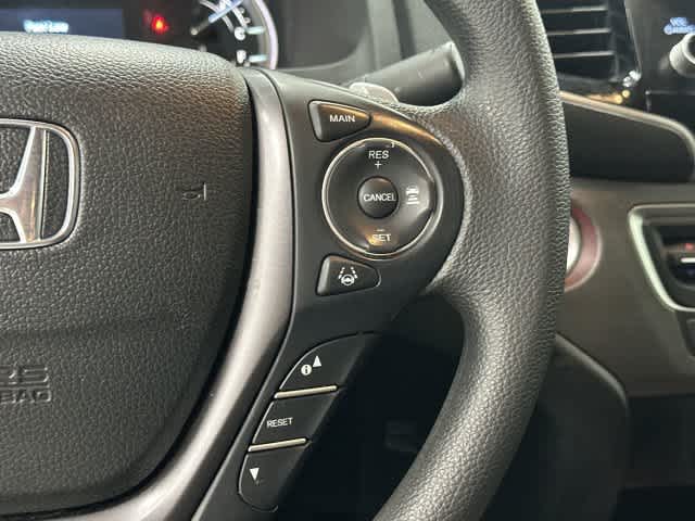 2023 Honda Ridgeline photo 18 of 32