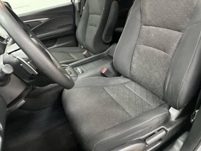 2023 Honda Ridgeline photo 10 of 32