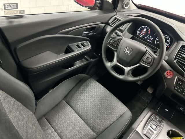 2024 Honda Ridgeline photo 12 of 32