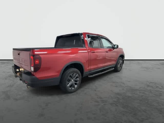 2024 Honda Ridgeline photo 4 of 32