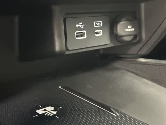 2024 Honda Ridgeline photo 25 of 32