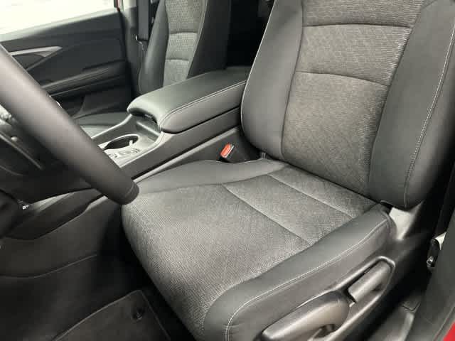 2024 Honda Ridgeline photo 10 of 32