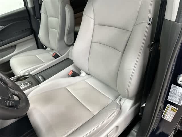 2023 Honda Ridgeline RTL Obsidian Blue Pearl at AutoNation Chrysler Jeep Dodge Ram Spring